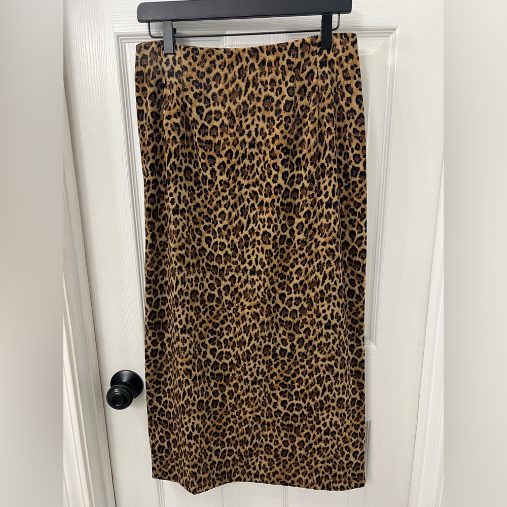 Briggs New York Animal Leopard Cheetah Print Midi Length Skirt size 10
